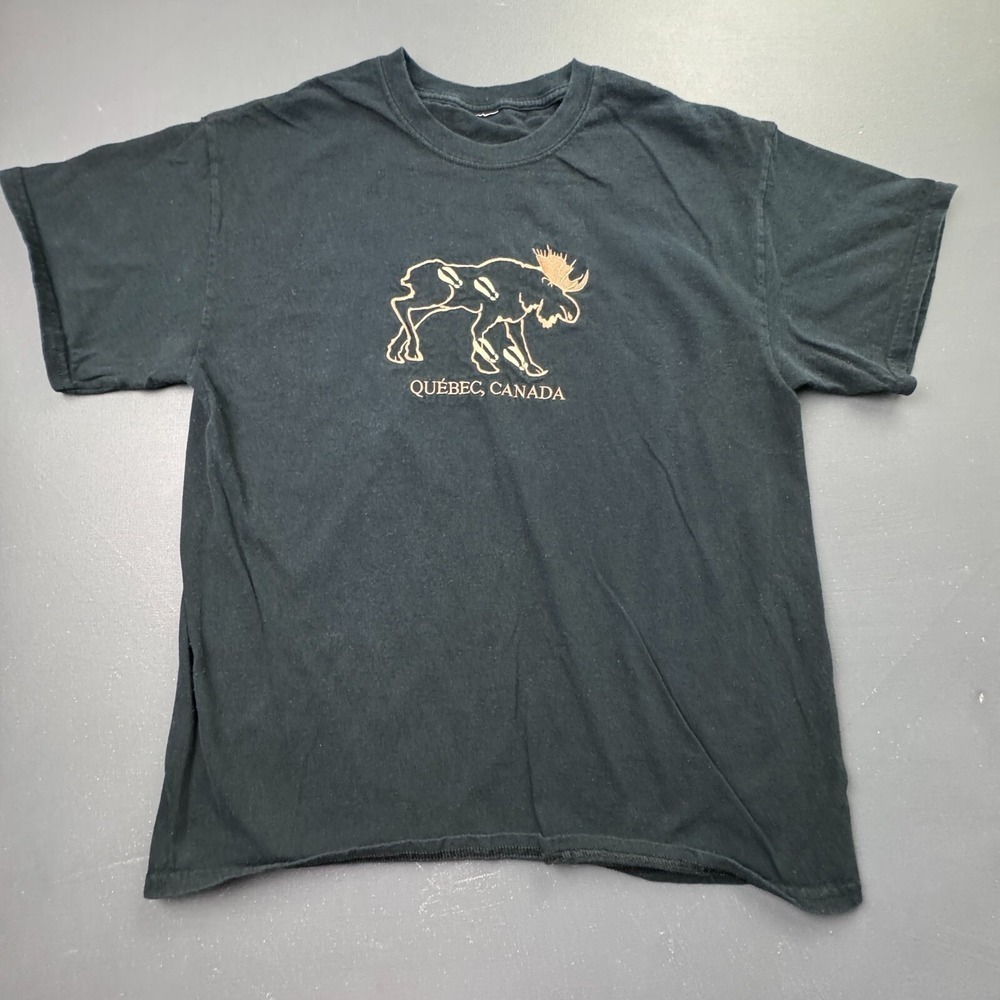 Québec Canada Men's Large Black Moose Graphic Embroidered Short Sleeve T-Shirt